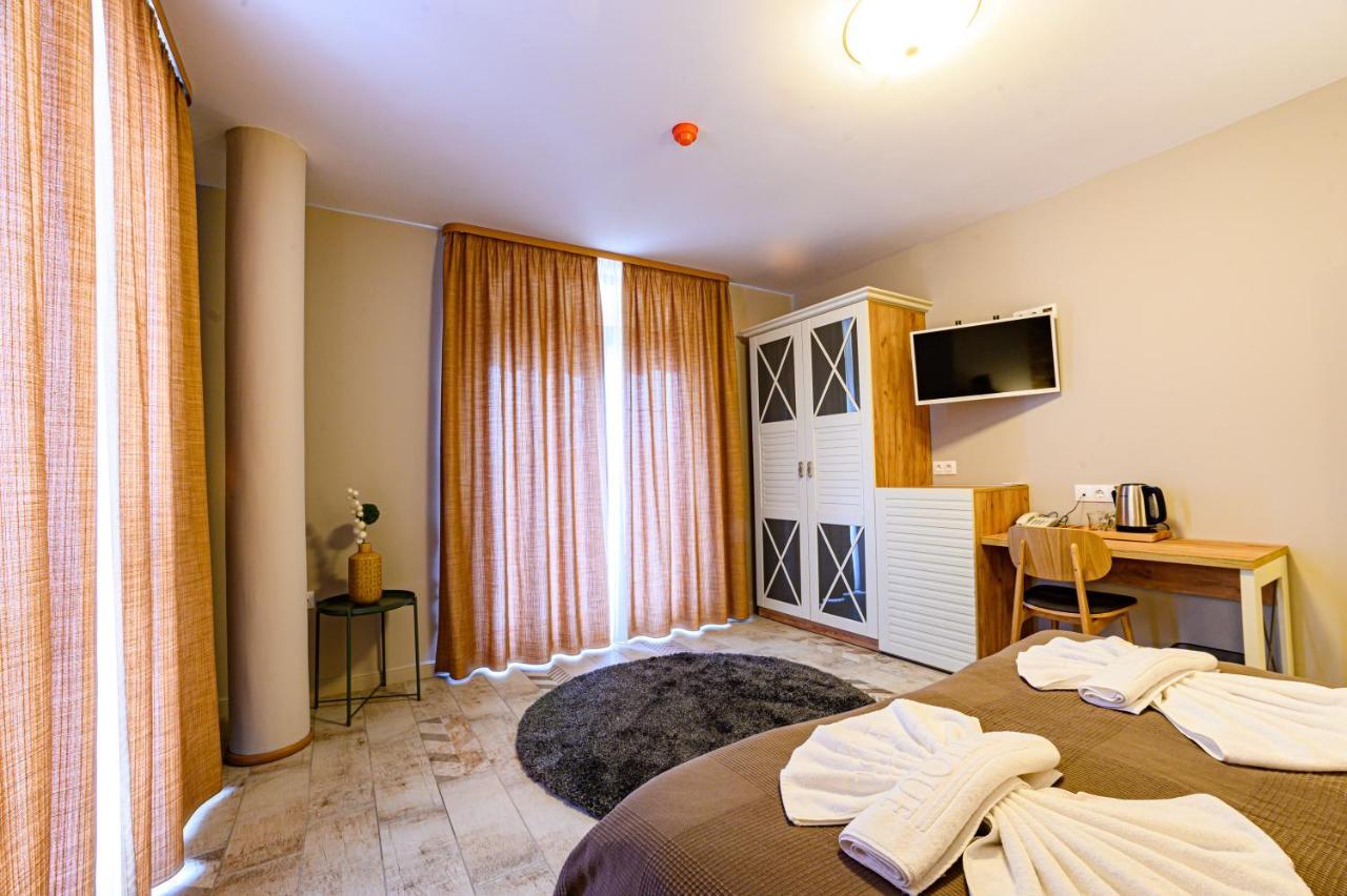 Antique Boutique Hotel Pavel Banya Exterior photo