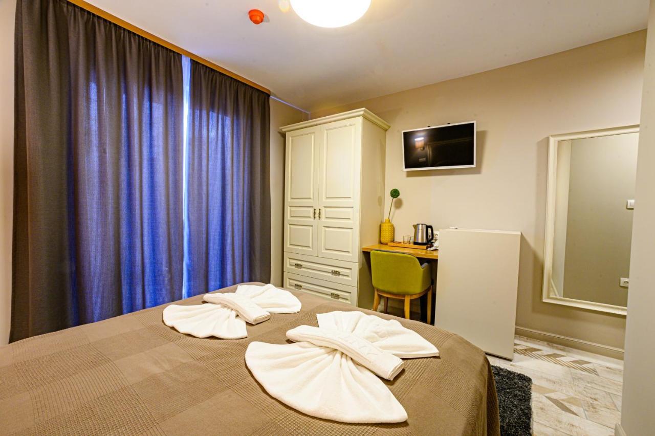 Antique Boutique Hotel Pavel Banya Exterior photo